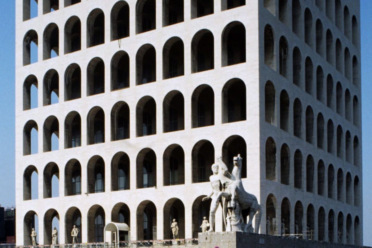Architettura anni '40 la storia, lo stile e il ritorno di tendenza