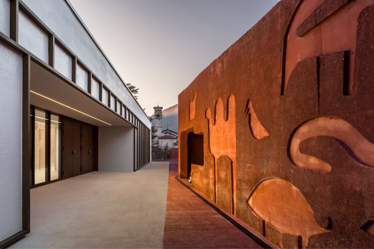 C+S ARCHITECTS completa la scuola d'infanzia “ARCA DI NOÈ”: un padiglione prezioso e trasparente immerso nel parco di Villa Paglia ad Alzano Lombardo