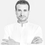 Gabriele Gascón: l’architettura che cura, tra ospitalità e cliniche come spazi di esperienza e identità Gabriele Gascón: l’architettura che cura, tra ospitalità e cliniche come spazi di esperienza e identità