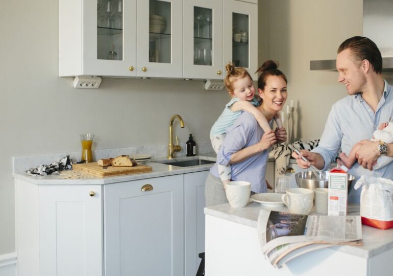 Sicurezza e bellezza: come l’arredamento dialoga con la protezione della casa