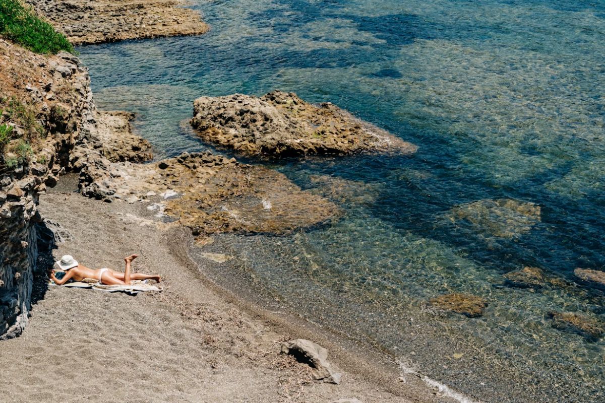 Letture estive di design i libri da portare in vacanza se ami architettura e creatività