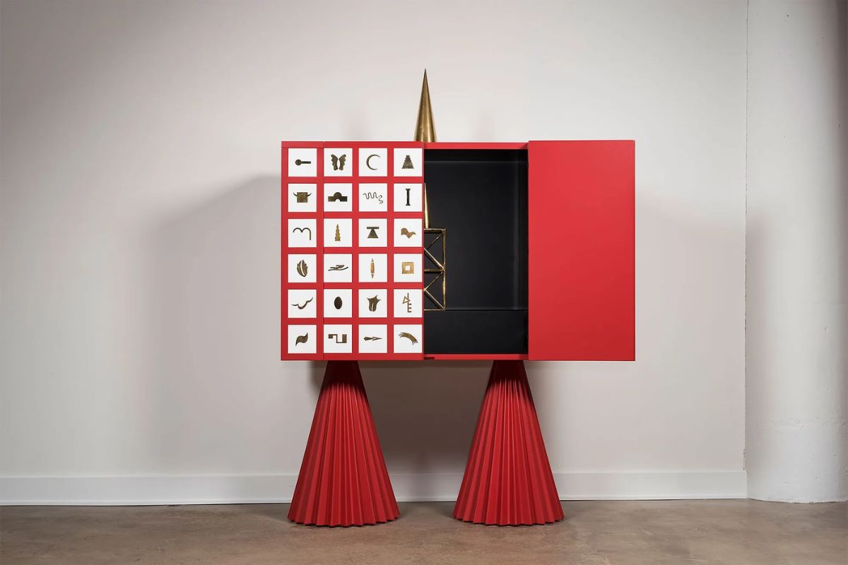 Mania Cabinet – Alessandro Mendini per Design Gallery Milano (2008)