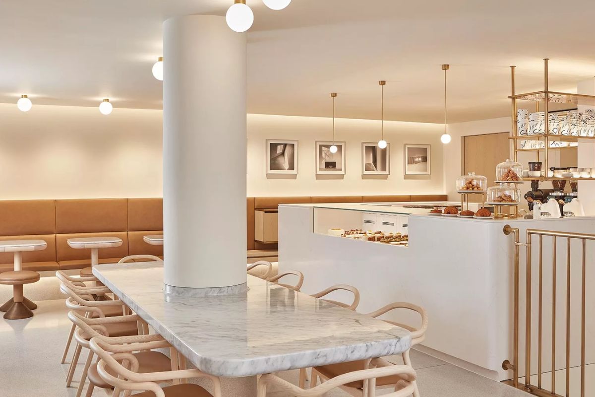 Claridge’s ArtSpace Café
