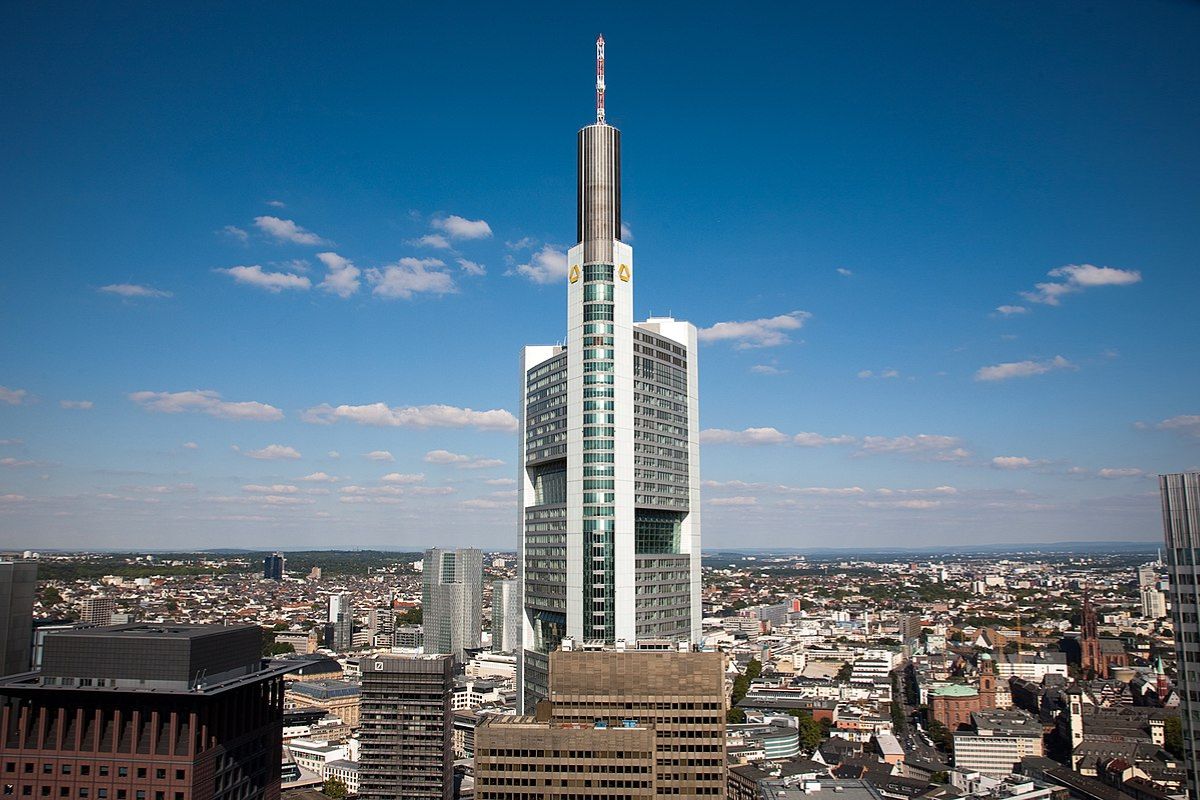 Norman Foster - Commerzbank Tower a Francoforte