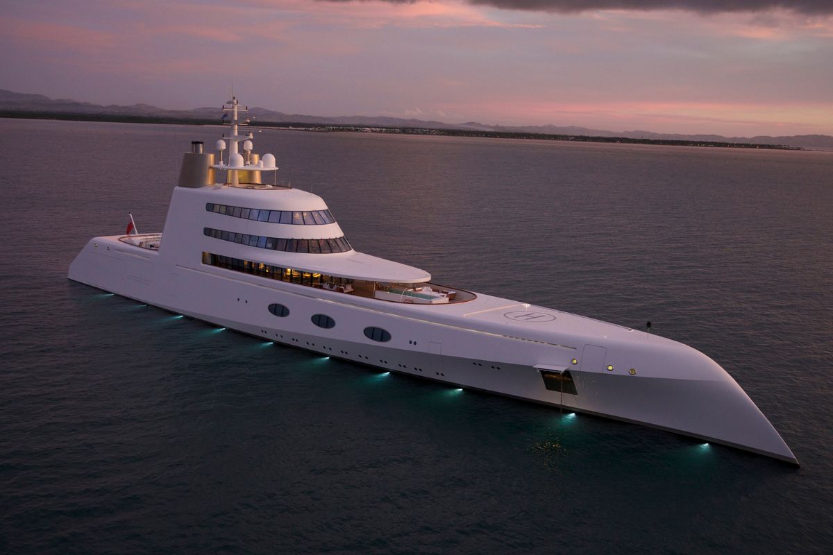 motor yacht a philippe starck
