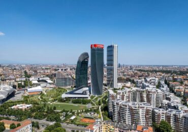 Dove abita Fedez: dentro la casa milanese che racconta il nuovo lusso contemporaneo