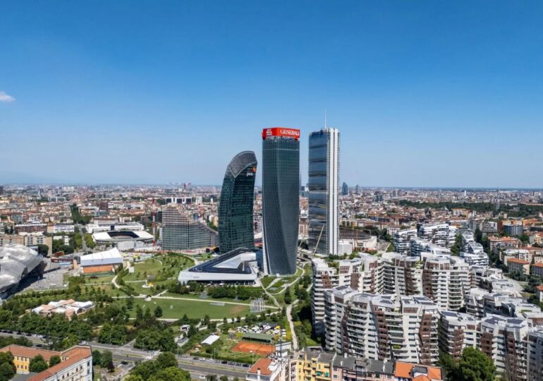 Dove abita Fedez: dentro la casa milanese che racconta il nuovo lusso contemporaneo