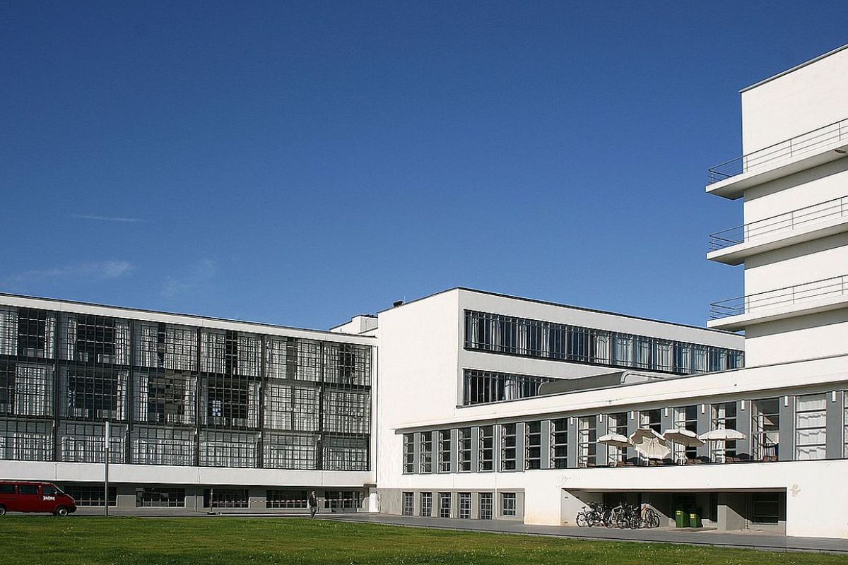 mies van der rohe Bauhaus di Dessau