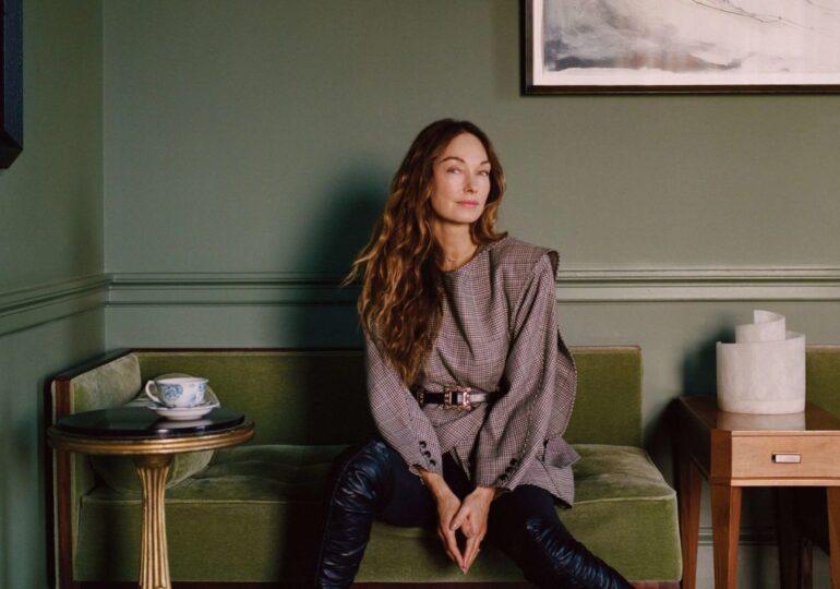 Kelly Wearstler: biografia, stile e progetti della regina del design americano contemporaneo