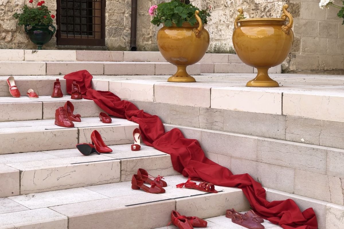 Violenza contro le donne l’Italia dell’arte che reagisce. Mostre, gesti e città che parlano il 25 novembre