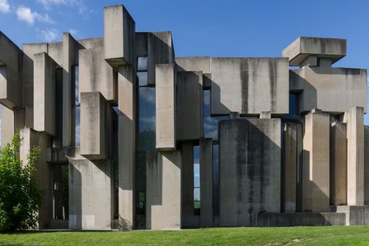 architettura anni 70 brutalismo