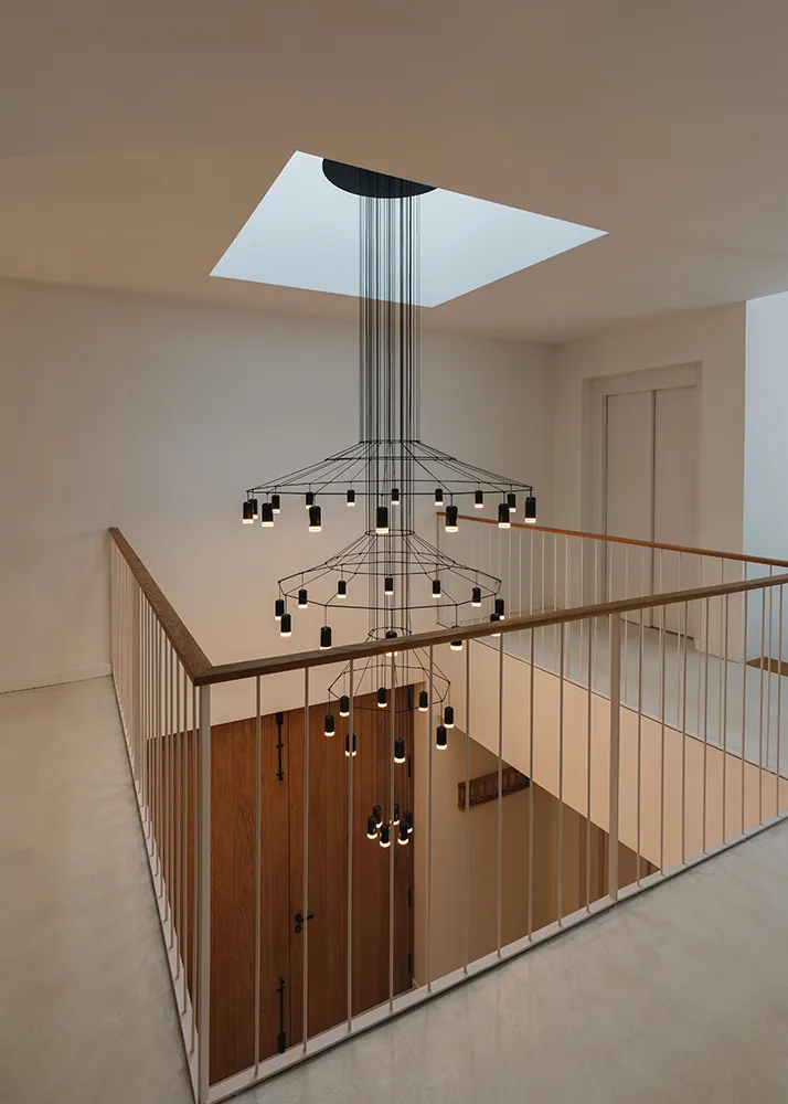 Lampadari iconici di design: guida alla scelta