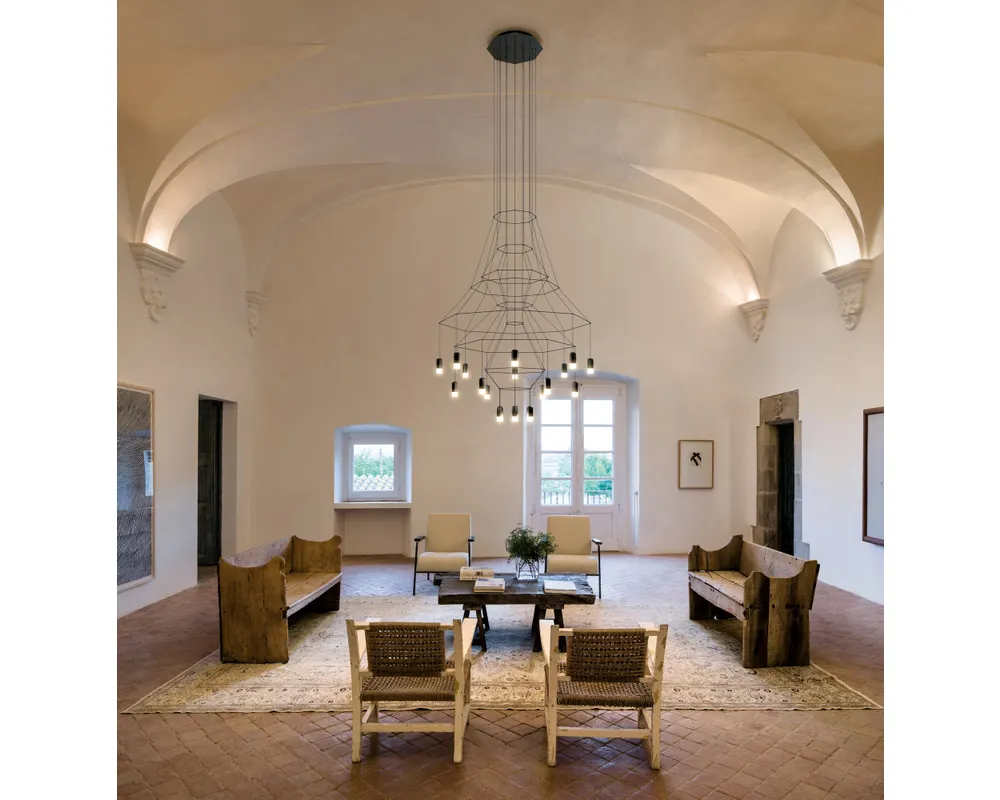 Lampadari iconici di design: guida alla scelta