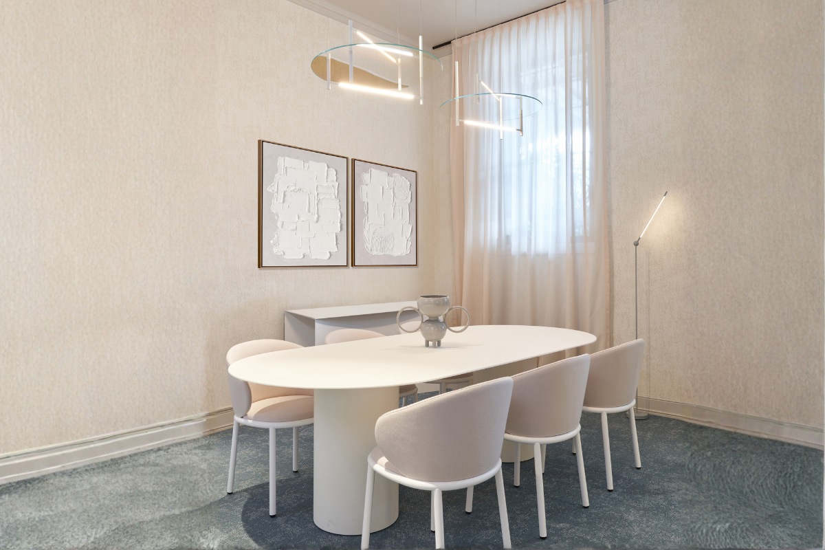 Oì Collection: lampada decorativa in vetro dicroico con riflessi cangianti