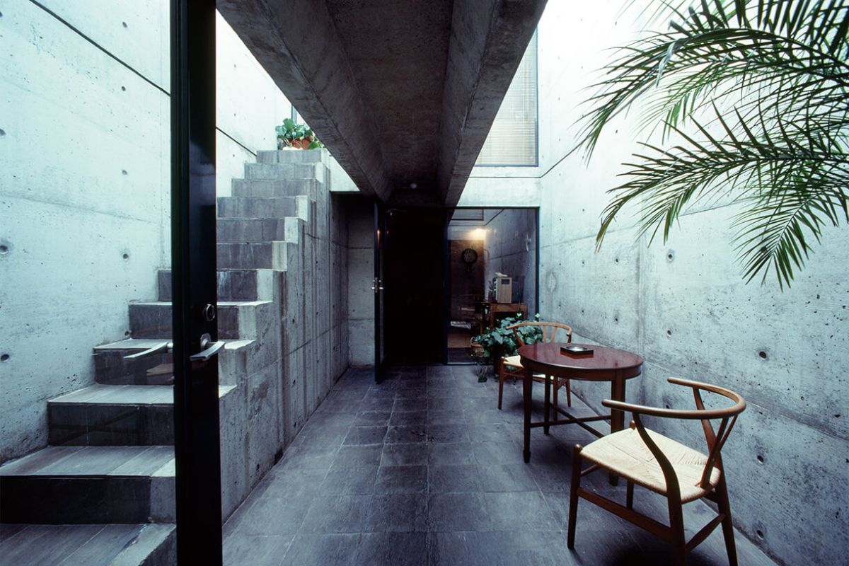 Case a patio di architetti famosi Azuma House (Row House), Tadao Ando, Osaka (1975–1976)