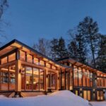 Heated Rivalry cottage