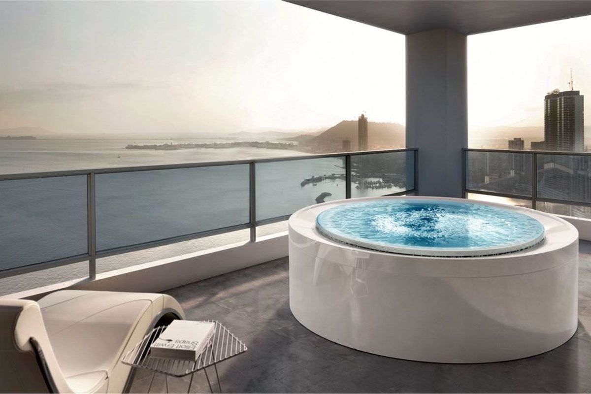 Mini spa di lusso in giardino outdoor Jacuzzi