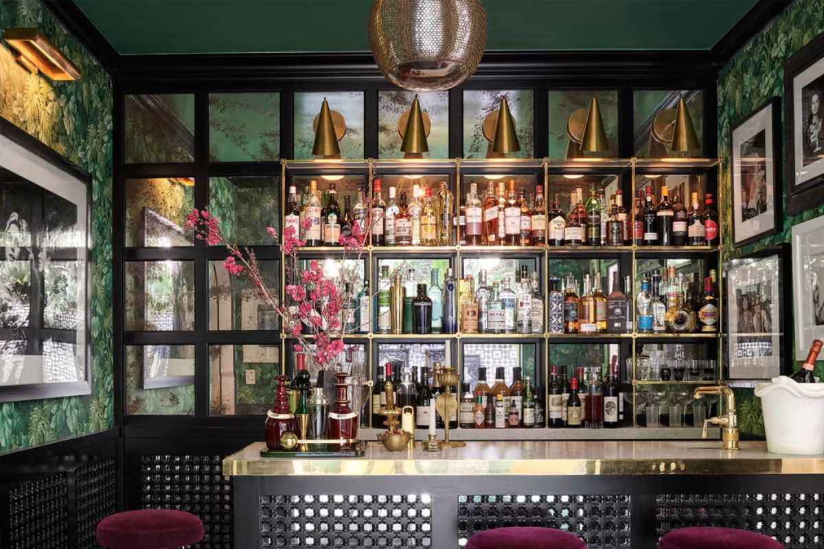 STILI ARREDO BAR TENDENZE