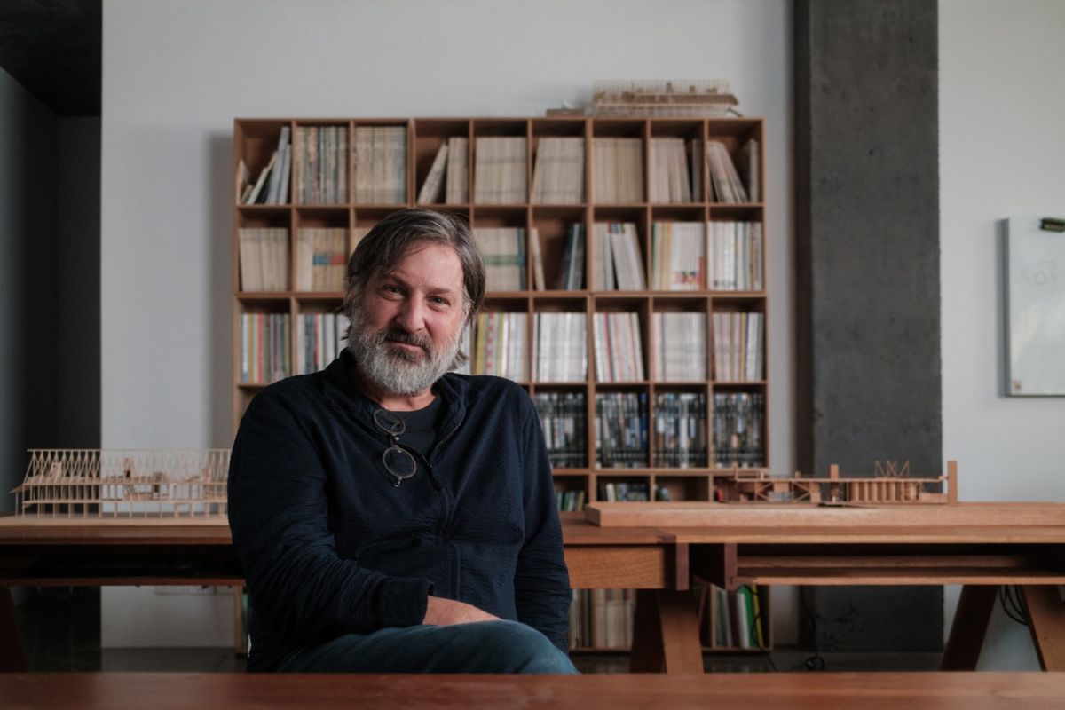 Smiljan Radić vince il Pritzker Prize 2026: chi è l’architetto cileno e perché ha conquistato il premio più importante dell’architettura
