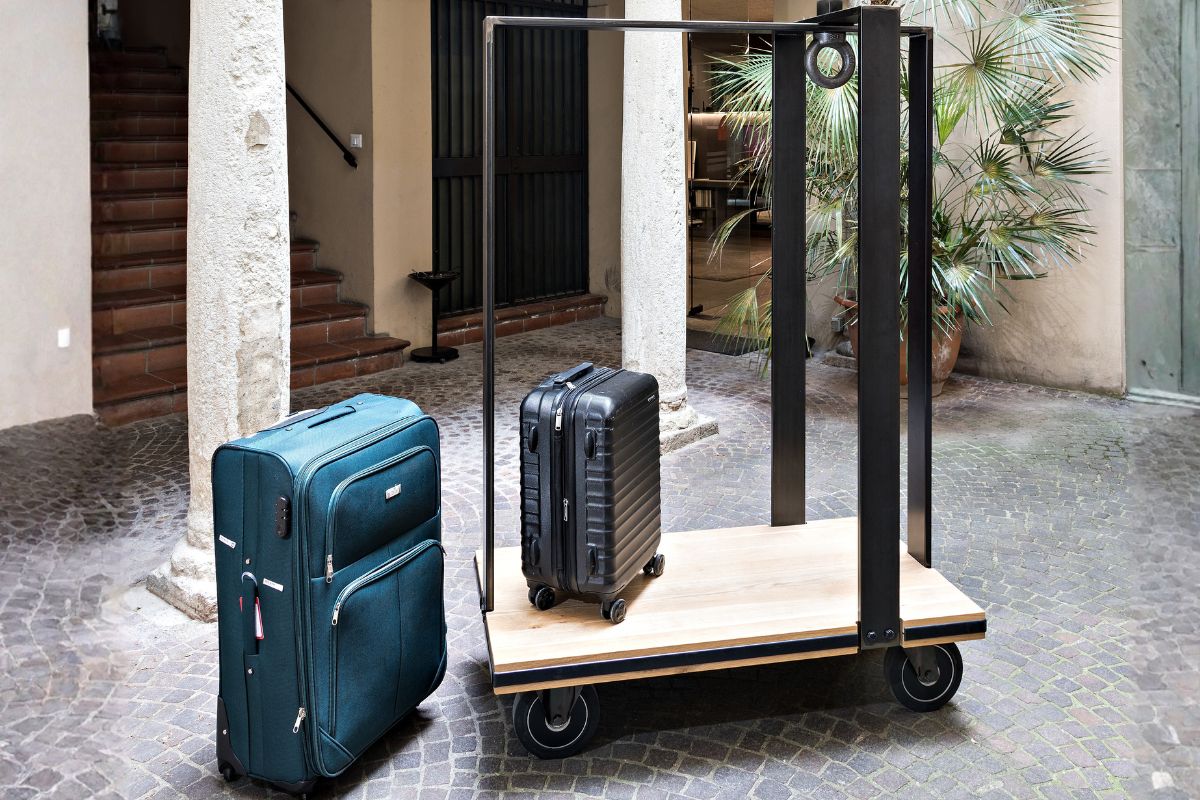 Carrello portabagagli per hotel e boutique hotel.