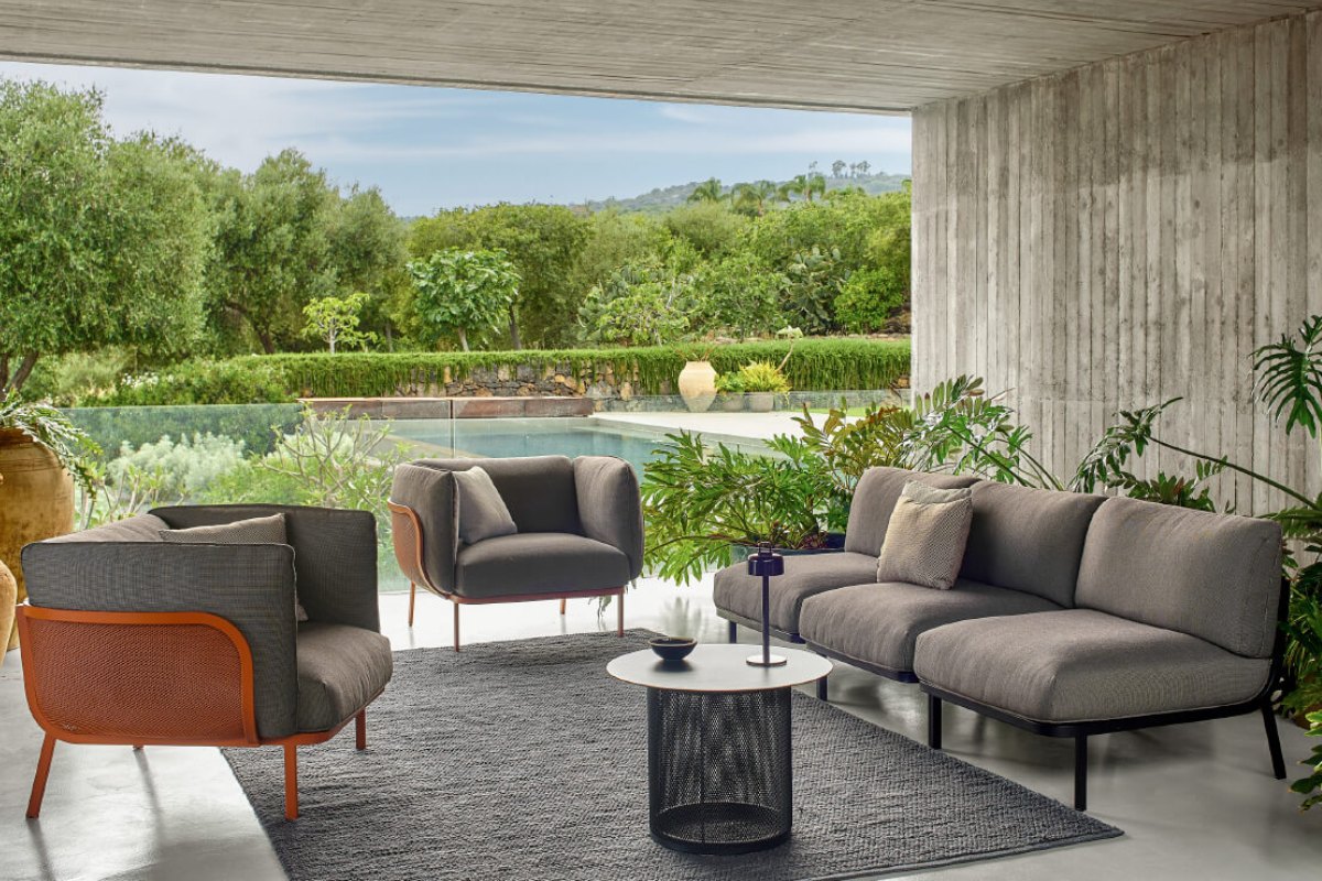 Divani da esterno Emu tra resistenza e convivialità outdoor