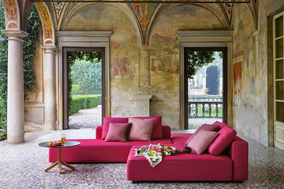 Divani da esterno Roda tra comfort e continuità indoor outdoor