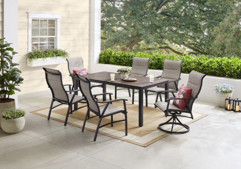 Sedie da giardino di design: i marchi italiani che valorizzano l’outdoor