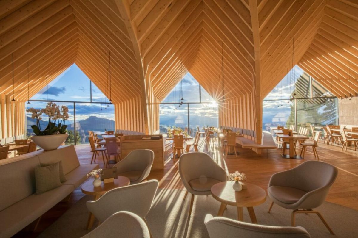 Oberholz Mountain Hut interior by Peter Pichler