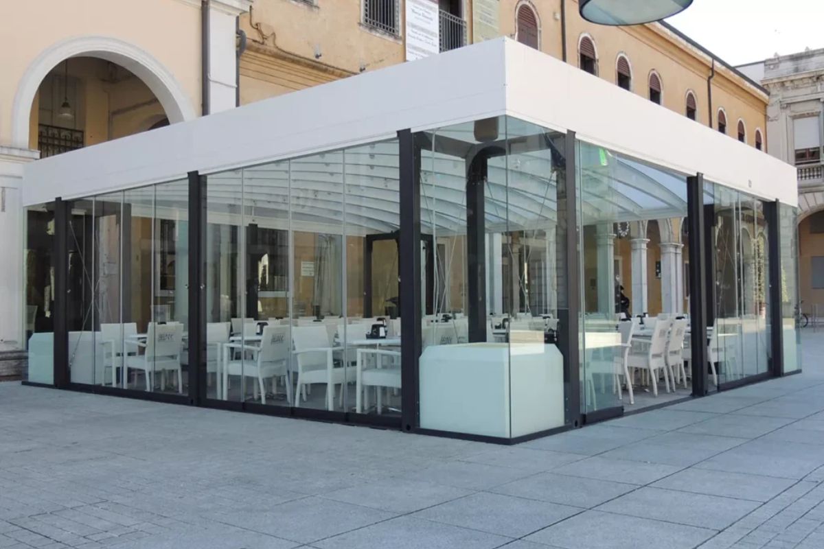 Outdoor seating for bars and restaurants