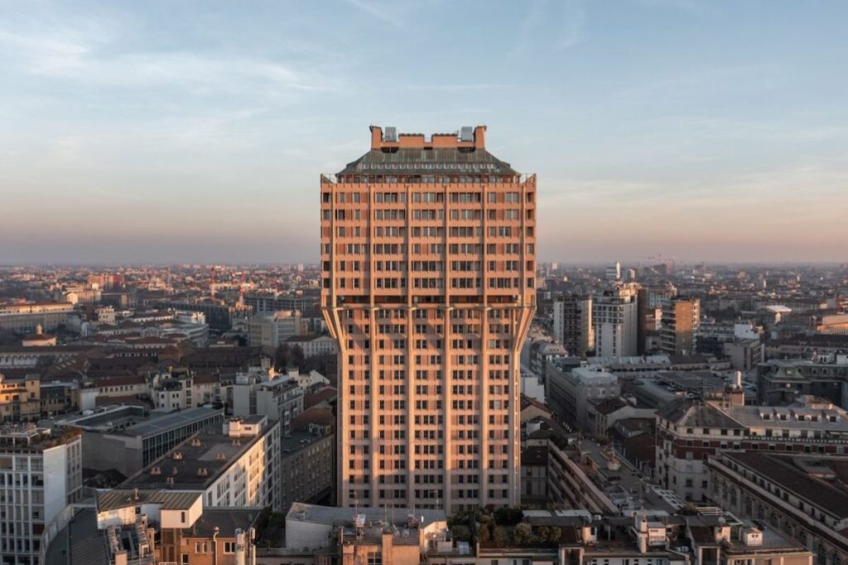 Torre Velasca Milan iconic architecture
