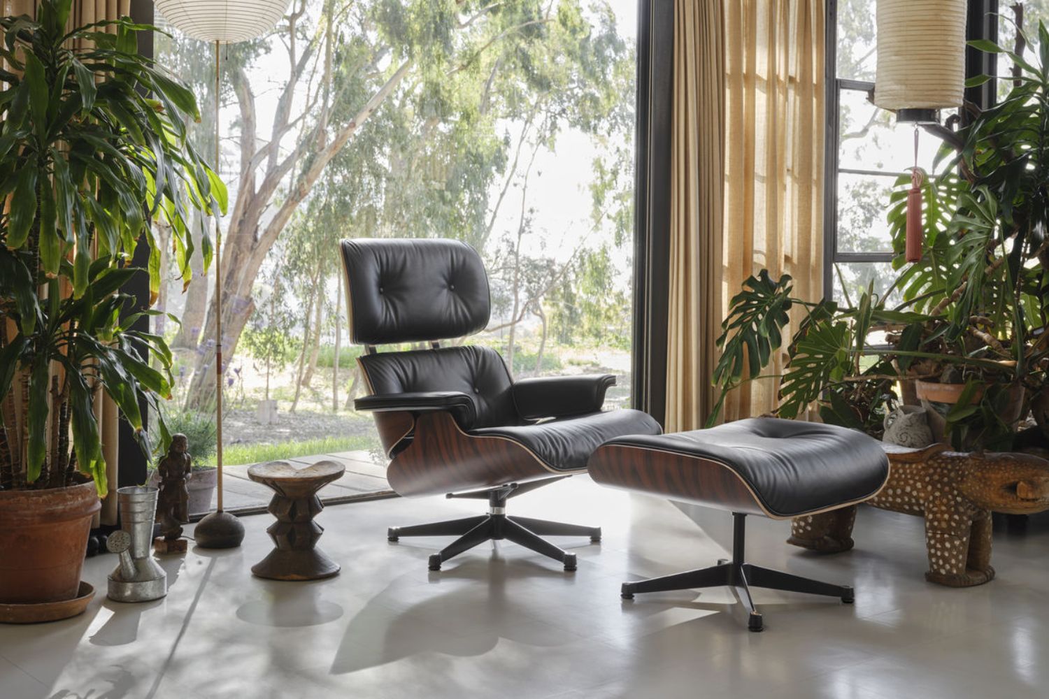 10 icone del design che interpretano una nuova idea di well-being - lounge chair vitra