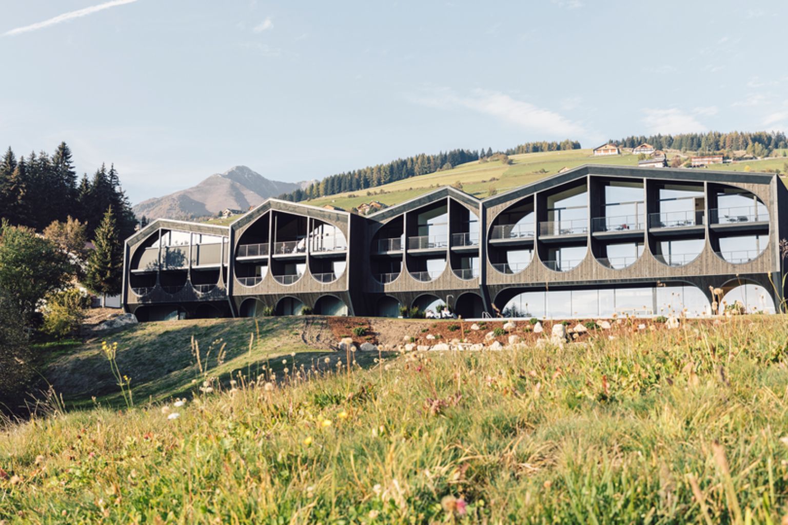 hotel di design firmati da studi italiani - Hotel Milla Montis