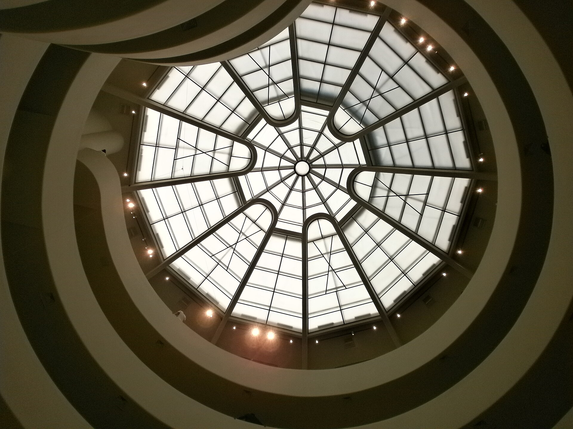 Spiral ramp and skylight of the Guggenheim Museum in New York, viewed from below