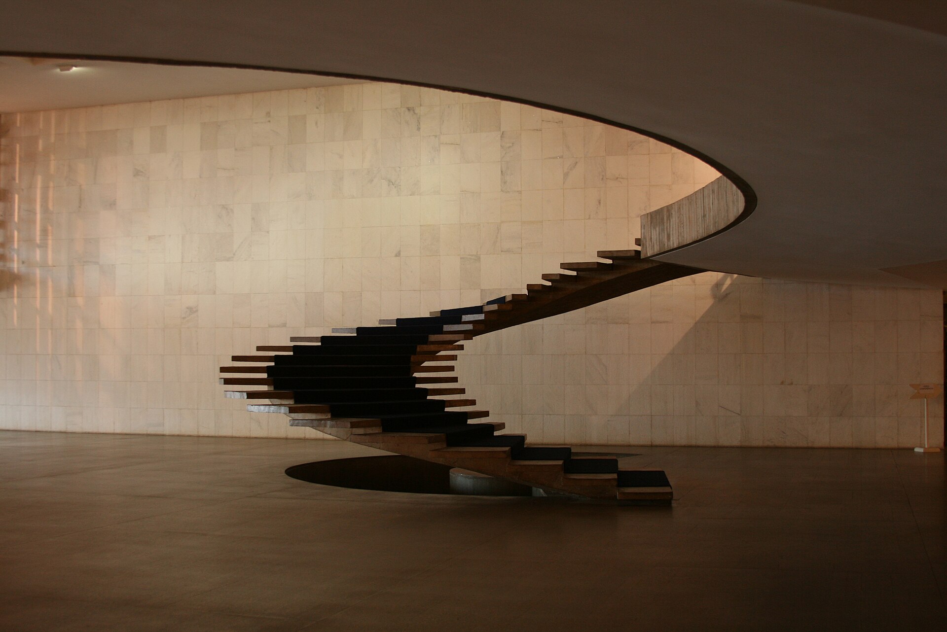 Helical staircase without a balustrade in the hall of Itamaraty Palace in Brasília, designed by Oscar Niemeyer