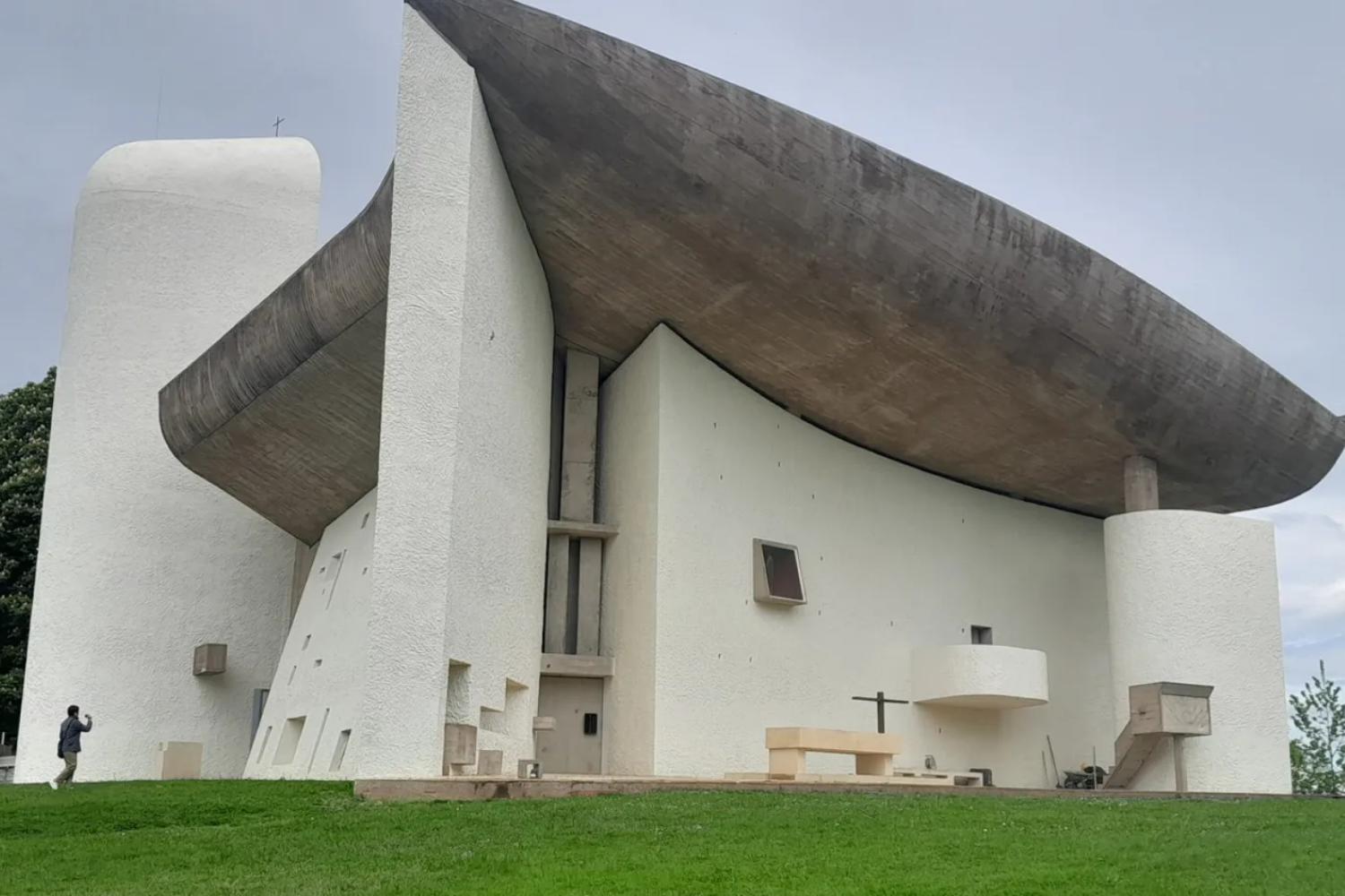 Béton brut cosa significa davvero il cemento grezzo di Le Corbusier