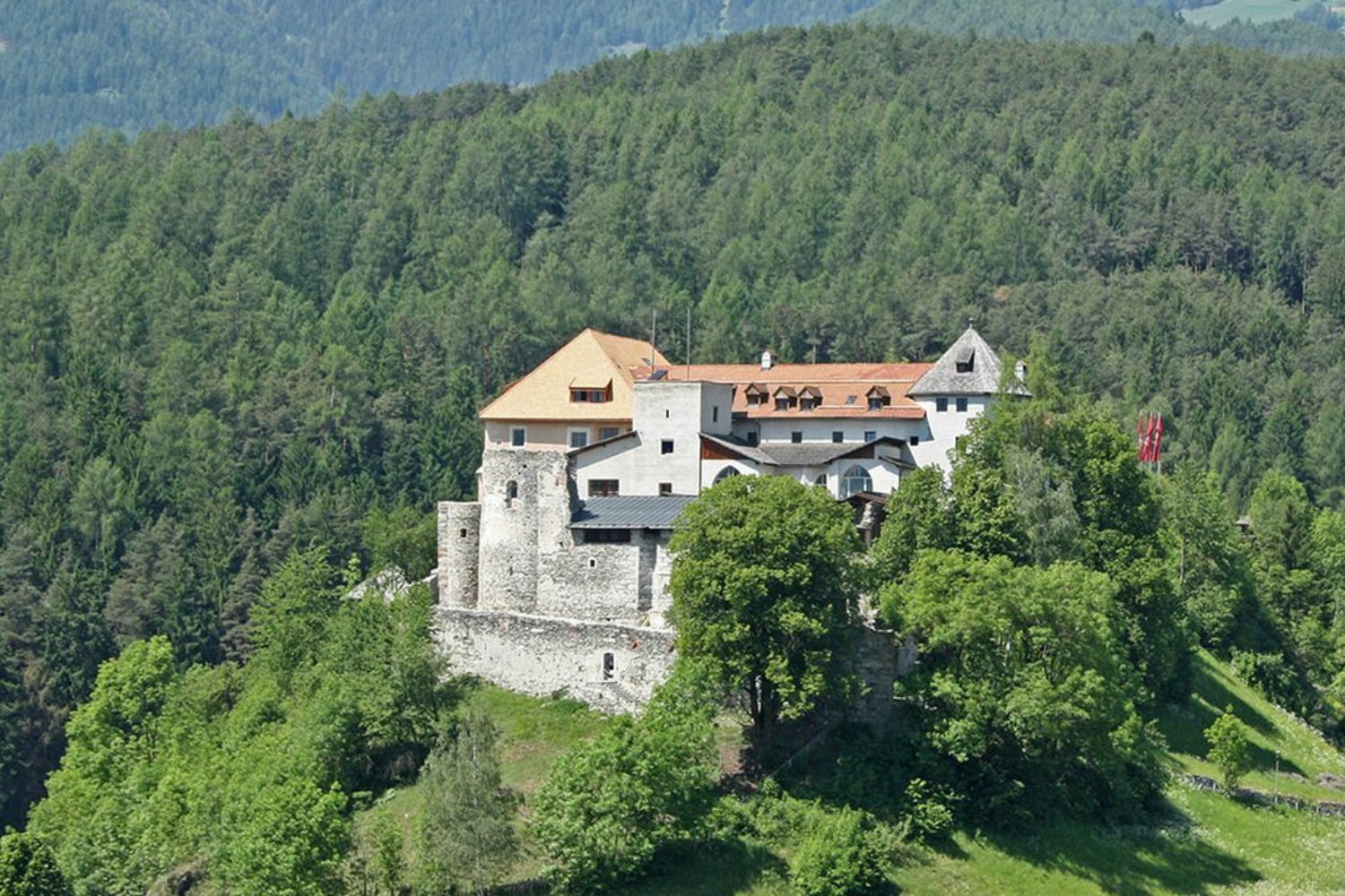 Castel Badia, San Lorenzo di Sebato