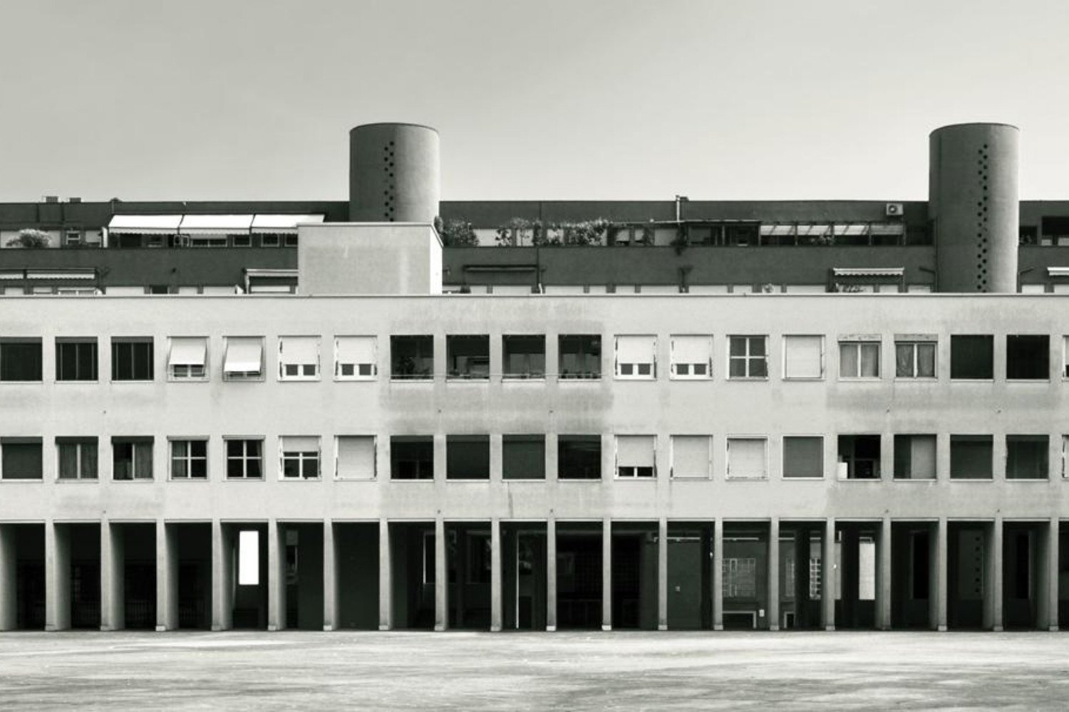 Gallaratese l’edificio residenziale diventa parte della città
