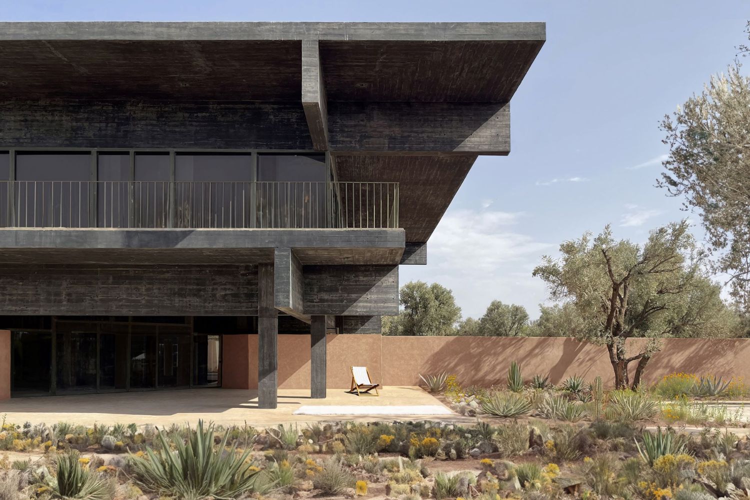 VG13 Architects
