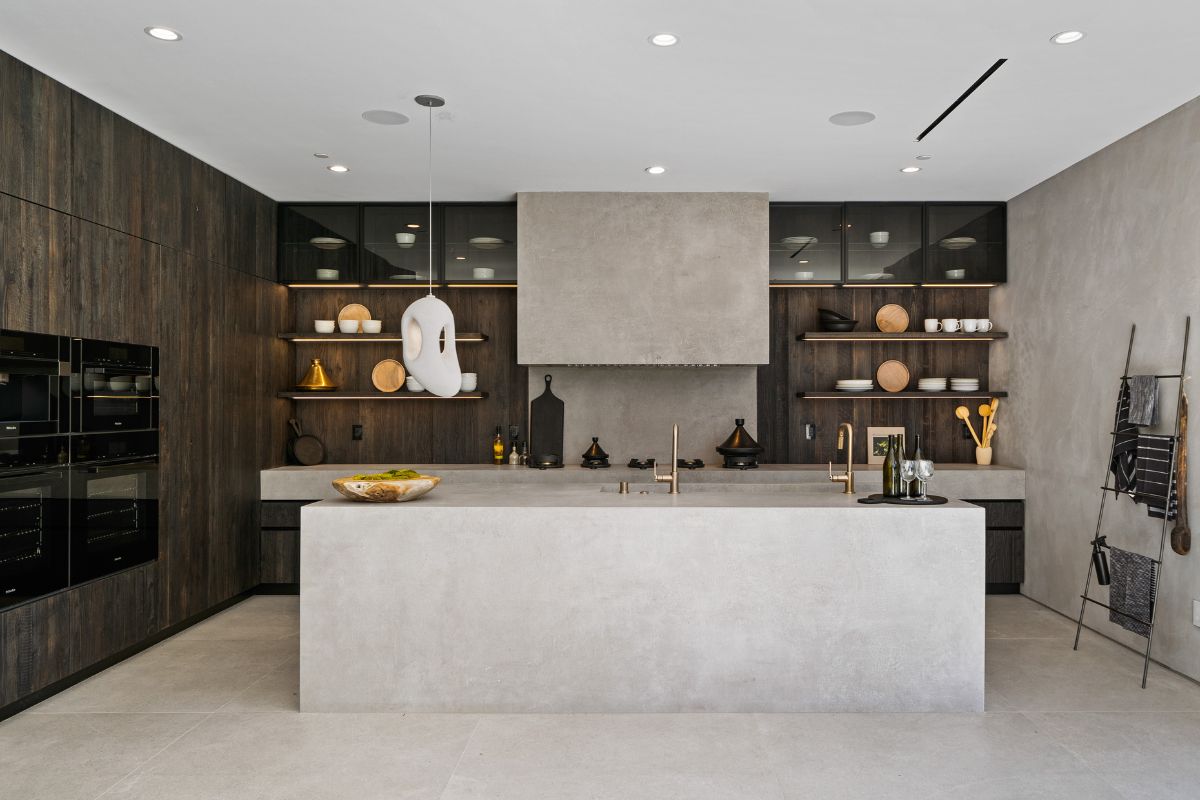 Design, funzionalità e customizzazione per una cucina pensata come spazio da vivere.