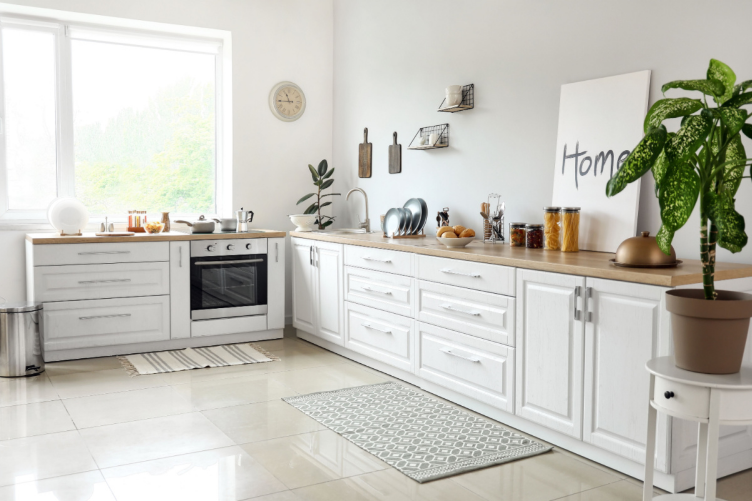 Cucina senza pensili idee, pro e contro per un ambiente più leggero e contemporaneo