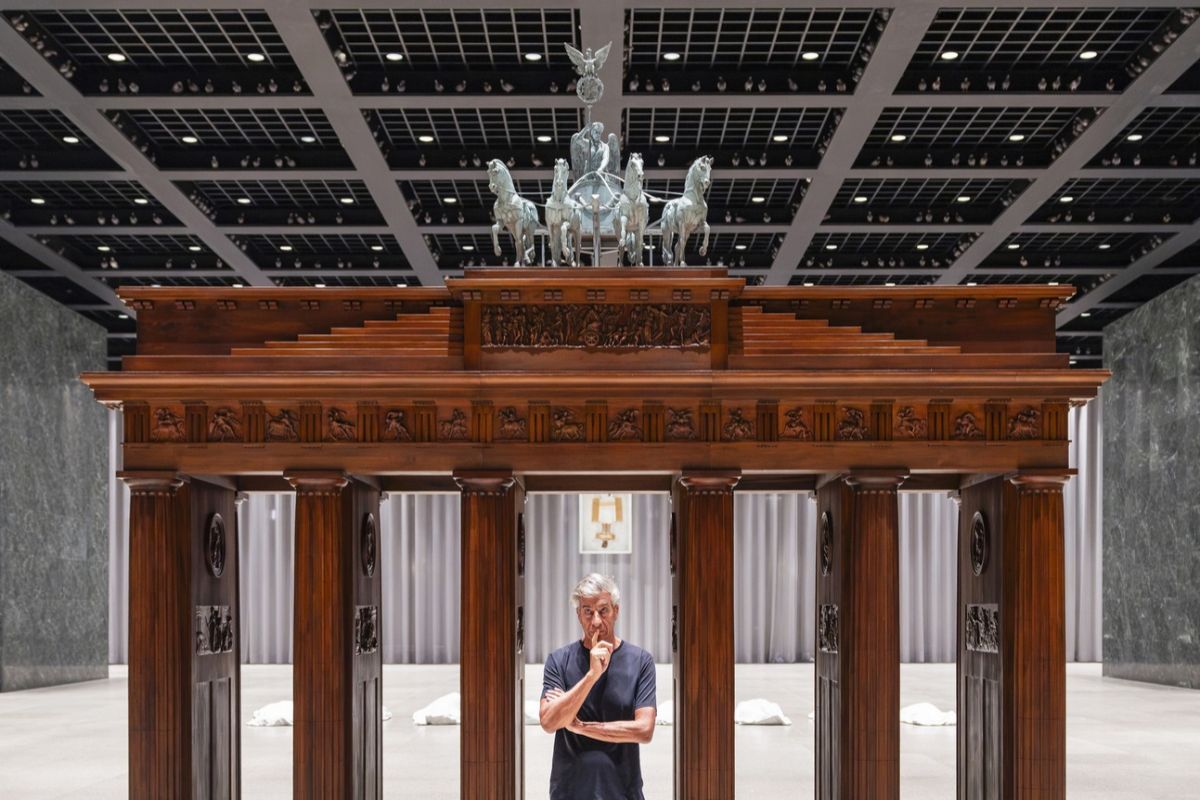 Cattelan mostre autunno 2026