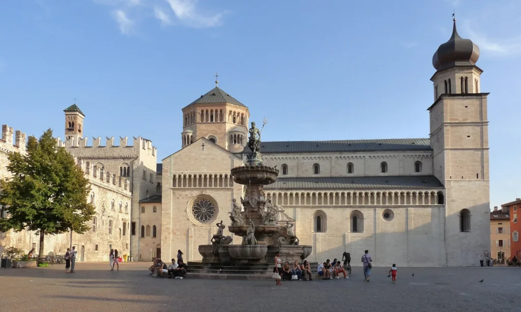 Il Duomo di Trento in piazza Duomo