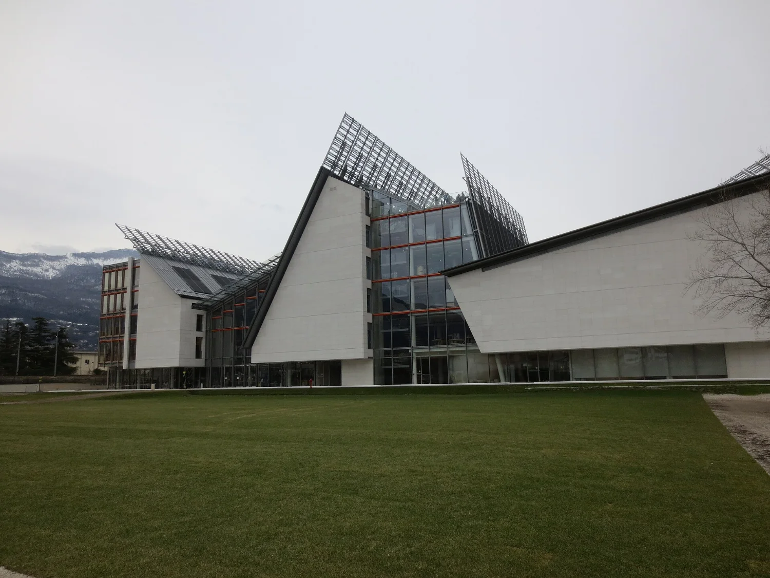 Il MUSE di Renzo Piano nel quartiere Le Albere a Trento
