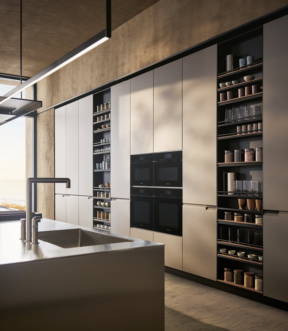 Dettaglio di piano e lavello di una cucina Poliform